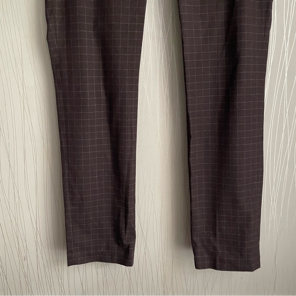 Calvin Klein Dress Pants Women’s size 6 Windowpane Plaid Burgundy - Picture 3 of 9